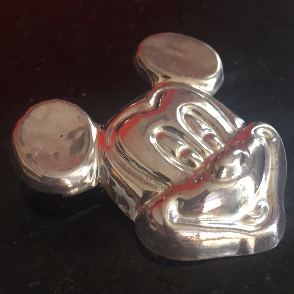 Large Mexico Taxco Sterling Mickey Mouse Pin - Picture 2 of 4